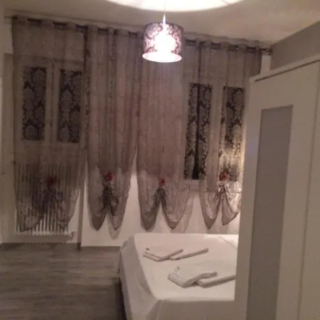 Real Fly فندق مبيت وإفطار *